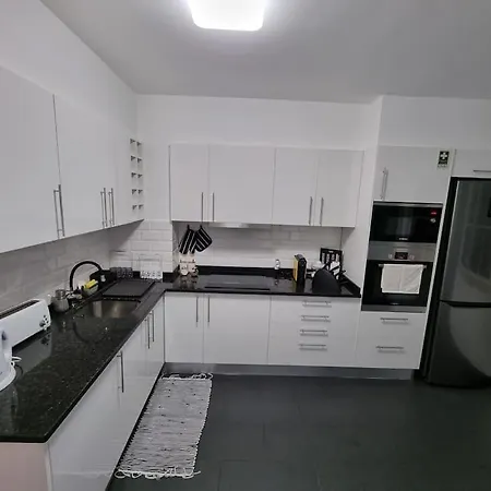 Olimpia Gardens View By Rentallido Appartement